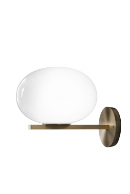 Oluce Alba Wandleuchte mit opalweißem Diffusor und Messingstruktur für stilvolle Wandbeleuchtung.